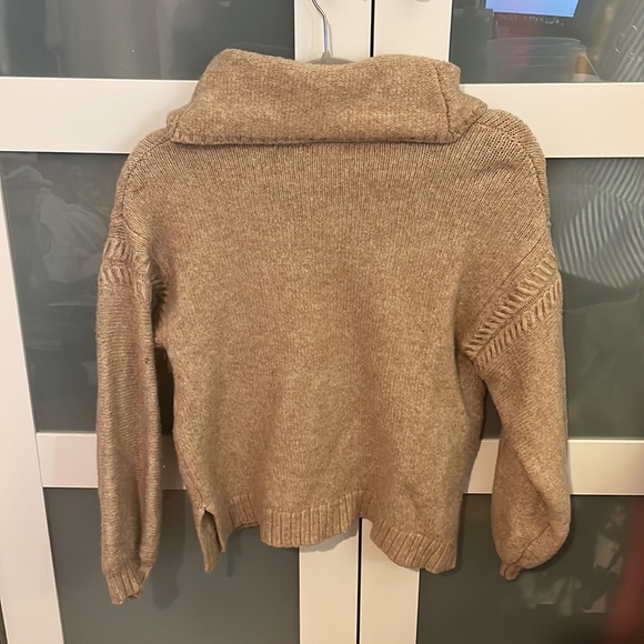 Max studios tan turtleneck sweater - Picture 6 of 8